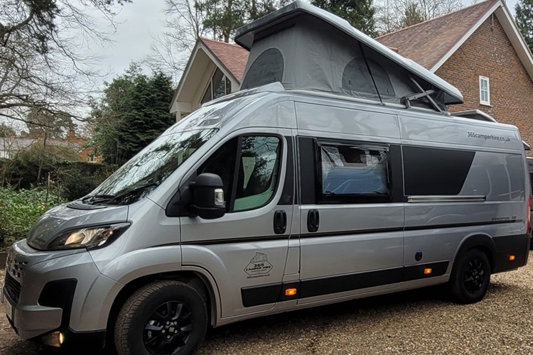 Expedition 68 365camperhire.co .uk Hampshire Campervan Hire Fleet